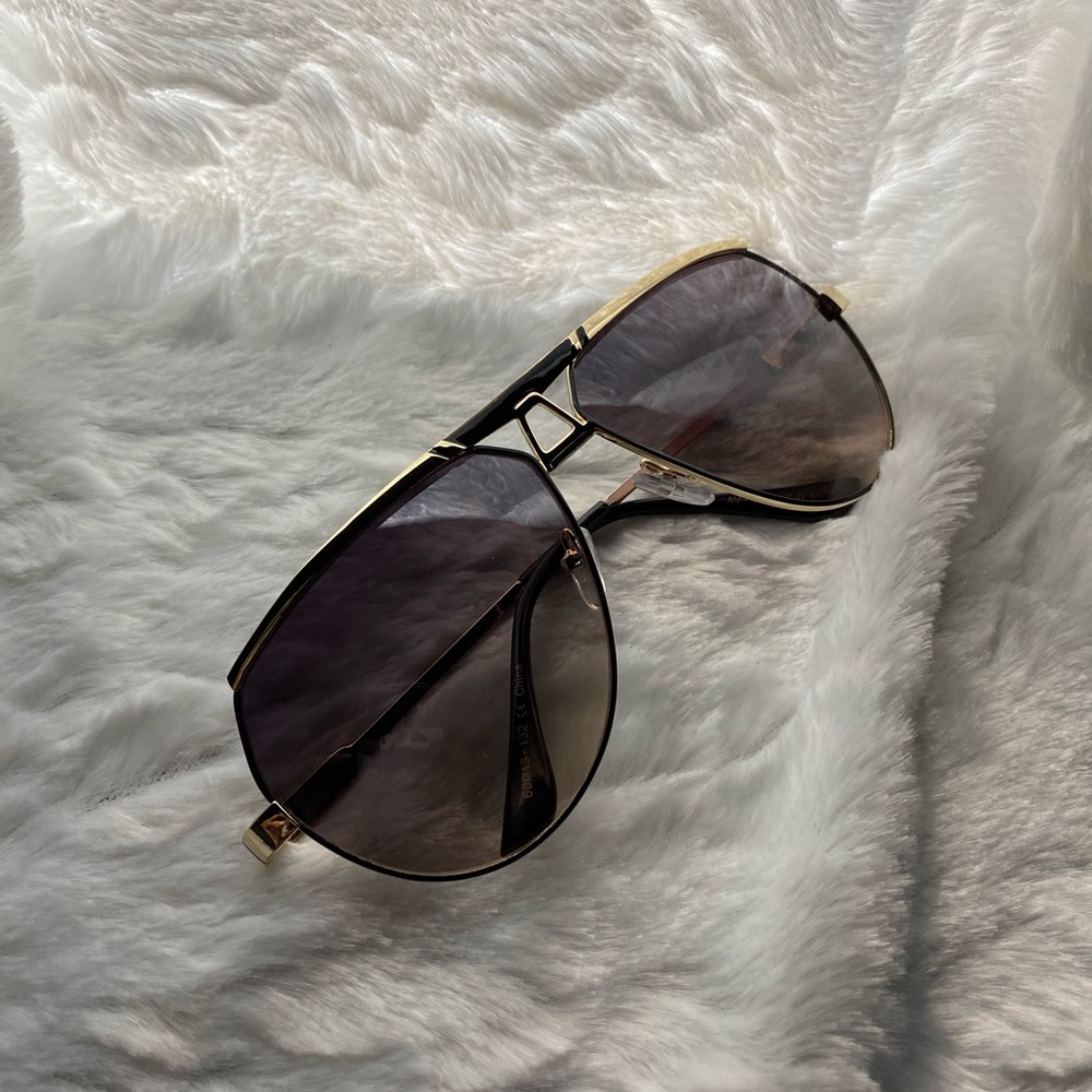 Aviator sunglasses
